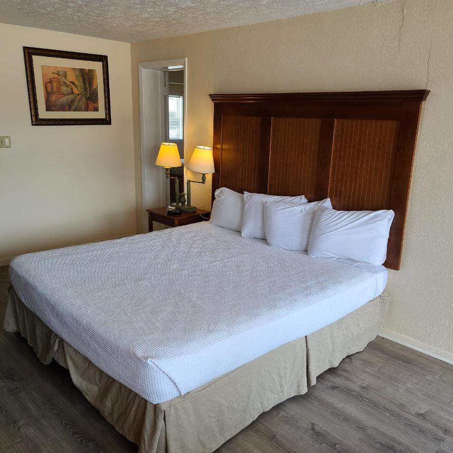 Oceanfront Twilight Surf Hotel Myrtle Beach Extérieur photo